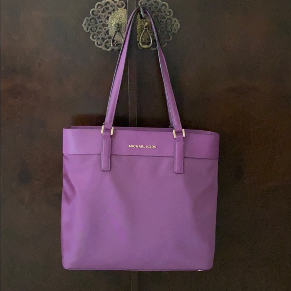 Michael Kors purse